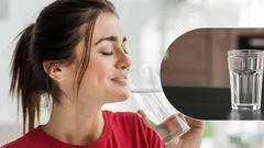 Miksi kannattaa juoda joka aamu lasillinen lämmintä vettä: tämän yksinkertaisen tavan hämmästyttävät hyödyt