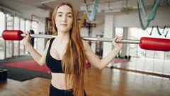 Vältä tämä virhe treenin alussa, joka hidastaa kehitystäsi: oikea järjestys rankkoihin harjoituksiin