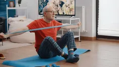 Paras harjoitusohjelma ikääntyneille kotona – takuuvarma energiapommi