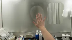 Peilit eivät enää huurru: 5 niksiä, joilla peili pysyy aina kristallinkirkkaana kylpyhuoneessa