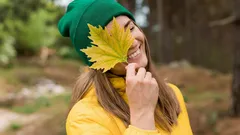 Miksi syksyn lehdet tuoksuvat niin ihanilta? Tutkijat antoivat vastauksen kiehtovaan kysymykseen
