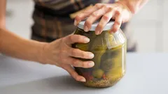 Kuinka avata mikä tahansa keittiöpurkki helposti – 2 yksinkertaista tapaa, joihin lapsikin pystyy